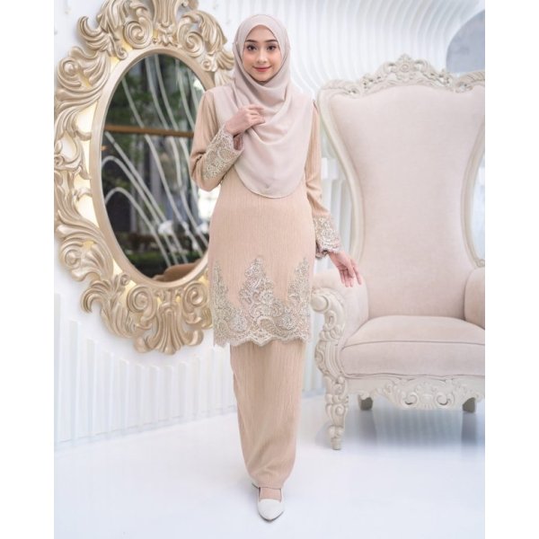 Baju Kurung Moden Lace Hayley - Champagne Nude