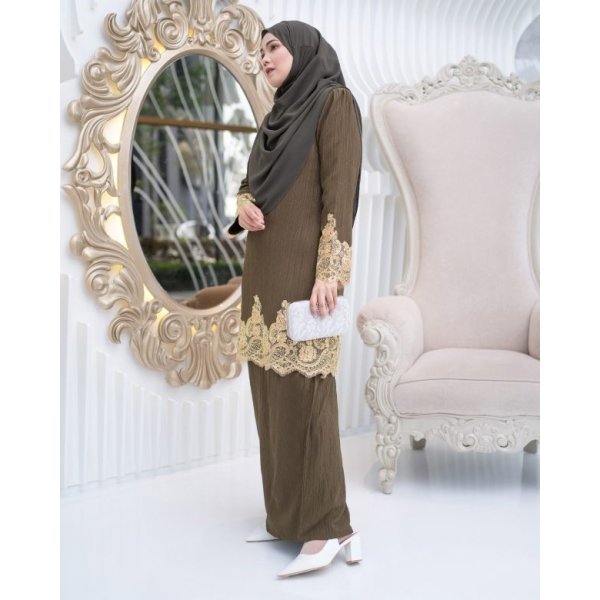 Baju Kurung Moden Lace Hayley - Olive Green - Image 3