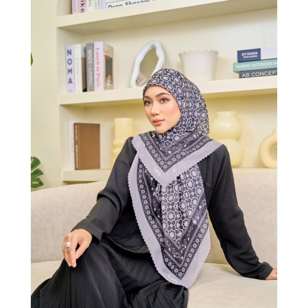 Valily Tudung Bawal Cotton Voile Essaouira - Aira Black - Image 3
