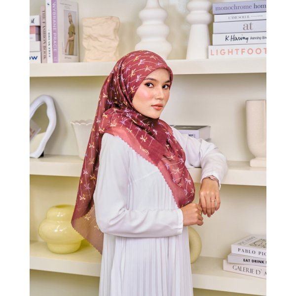 Valily Tudung Bawal Cotton Voile Essaouira - Hera Red - Image 2